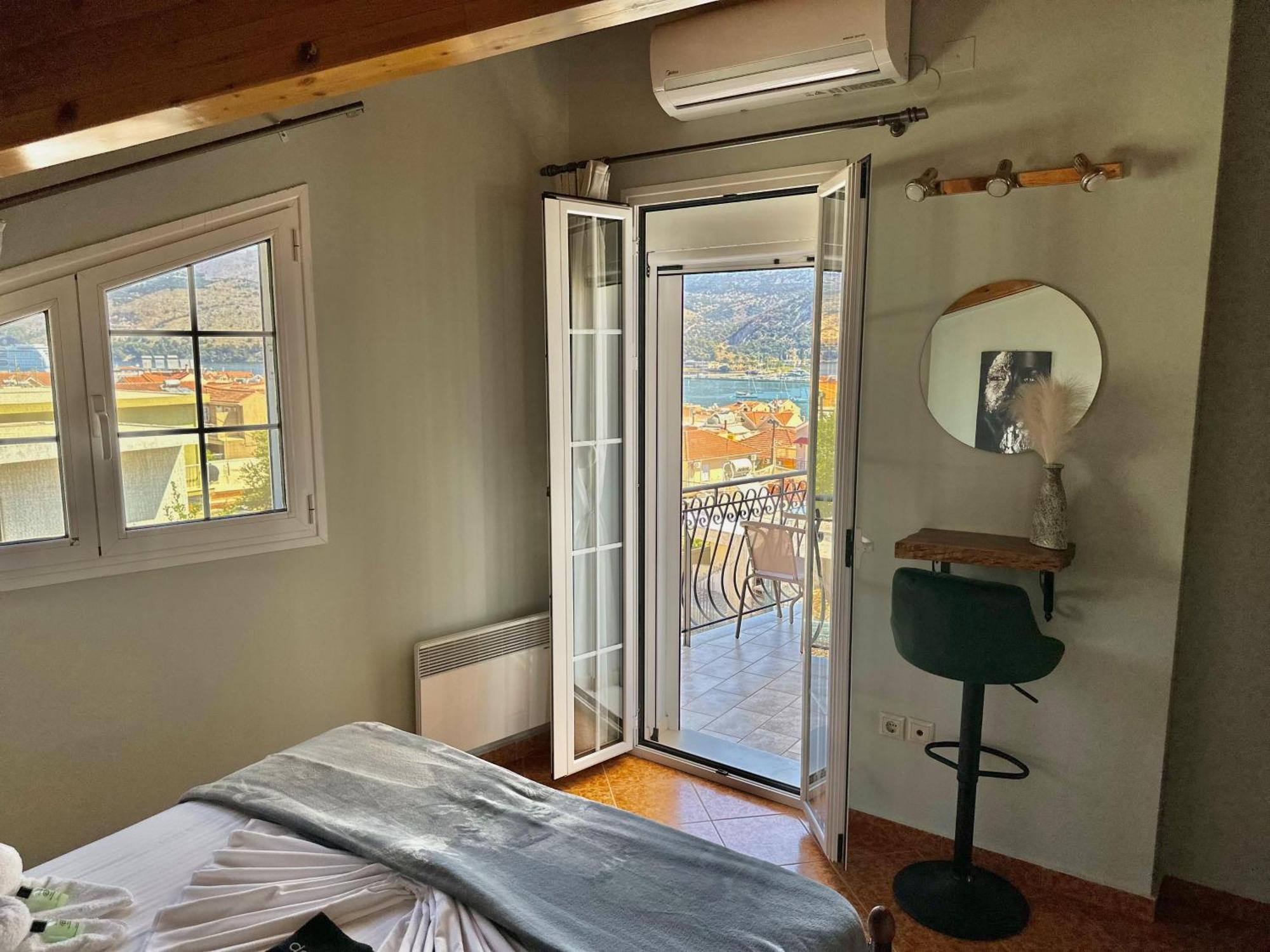 Liberator Attic Appartement Argostoli  Buitenkant foto