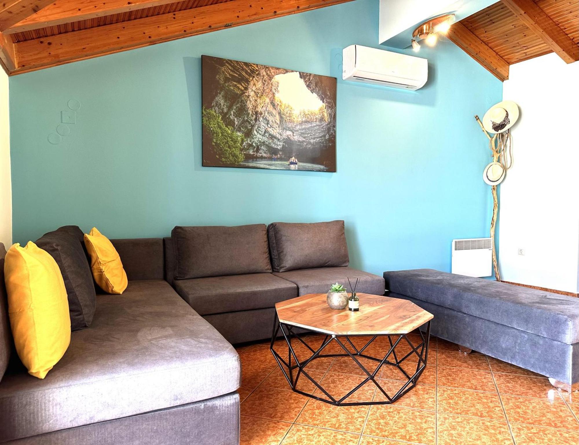Liberator Attic Appartement Argostoli  Buitenkant foto